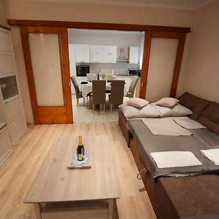 Davor Apartment
